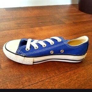 Boys' Coverse Size 12